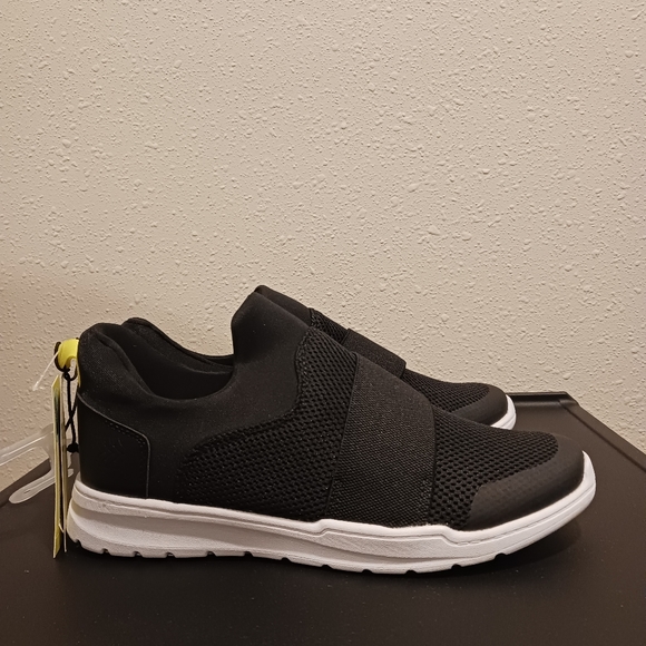 Kids Delta Slip-On Apparel Water Shoes - All in Motion - Picture 3 of 5